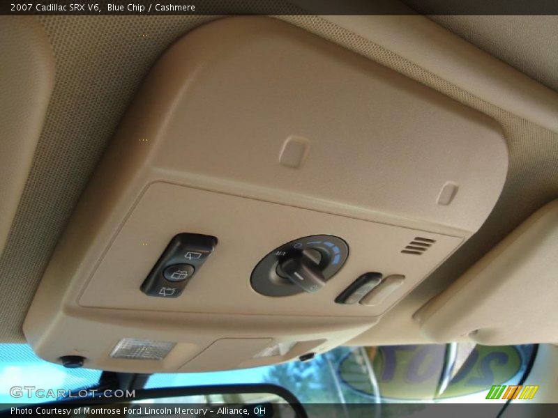 Blue Chip / Cashmere 2007 Cadillac SRX V6