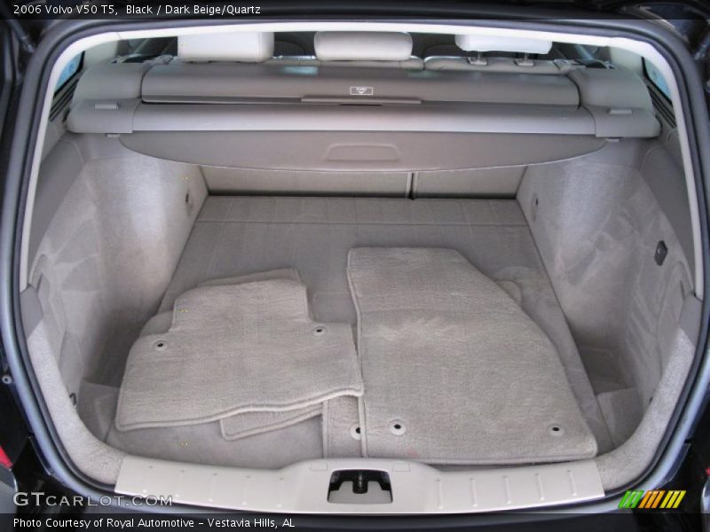 Black / Dark Beige/Quartz 2006 Volvo V50 T5