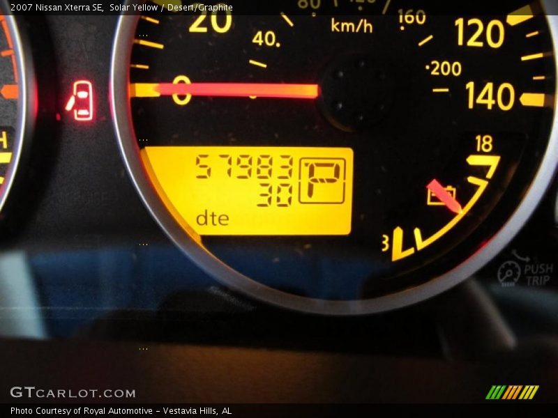 Solar Yellow / Desert/Graphite 2007 Nissan Xterra SE