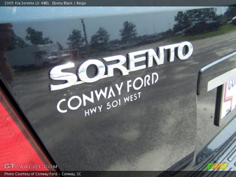 Ebony Black / Beige 2005 Kia Sorento LX 4WD