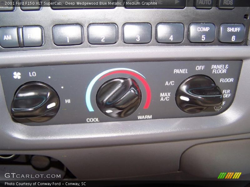 Deep Wedgewood Blue Metallic / Medium Graphite 2001 Ford F150 XLT SuperCab