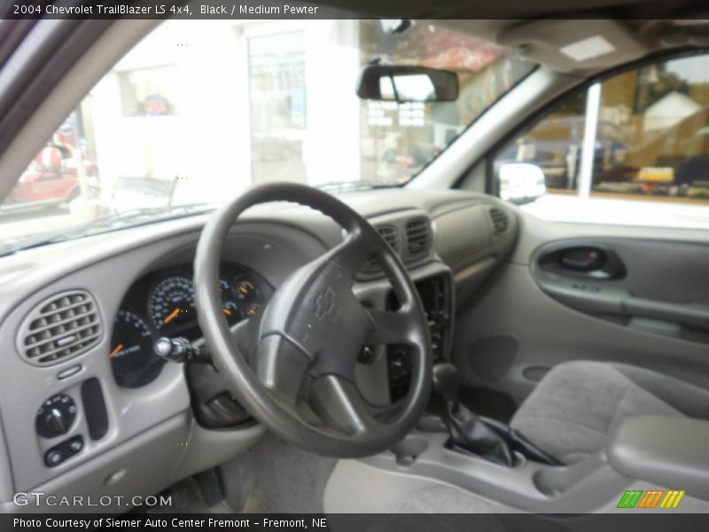 Black / Medium Pewter 2004 Chevrolet TrailBlazer LS 4x4