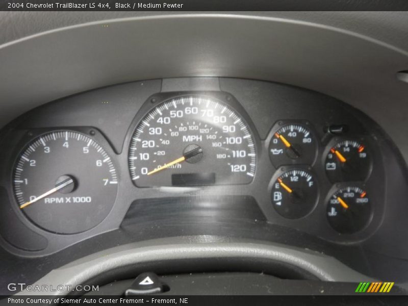 Black / Medium Pewter 2004 Chevrolet TrailBlazer LS 4x4