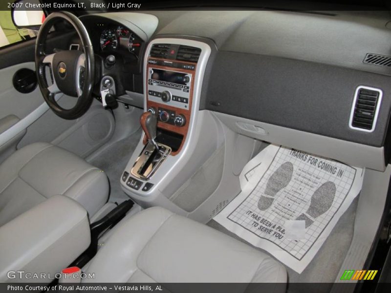 Black / Light Gray 2007 Chevrolet Equinox LT