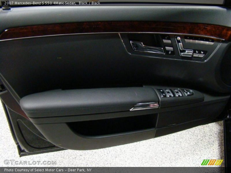 Black / Black 2007 Mercedes-Benz S 550 4Matic Sedan