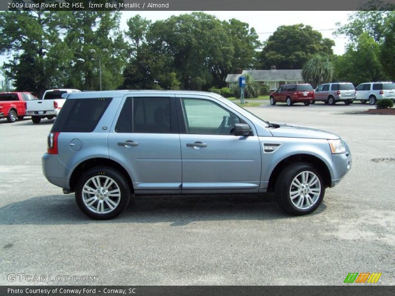 Izmir Blue Metallic / Almond 2009 Land Rover LR2 HSE