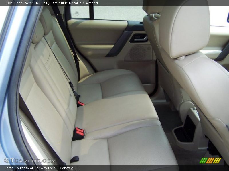 Izmir Blue Metallic / Almond 2009 Land Rover LR2 HSE