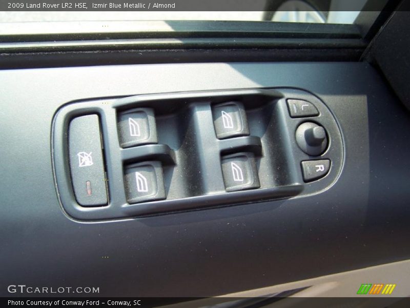 Izmir Blue Metallic / Almond 2009 Land Rover LR2 HSE