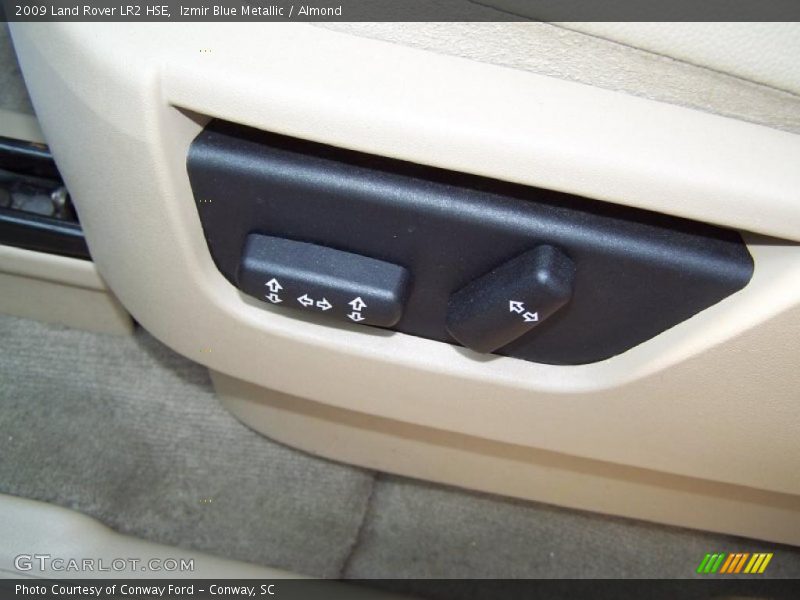 Izmir Blue Metallic / Almond 2009 Land Rover LR2 HSE
