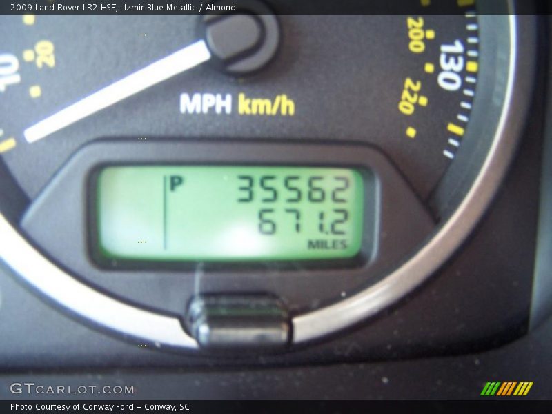 Izmir Blue Metallic / Almond 2009 Land Rover LR2 HSE