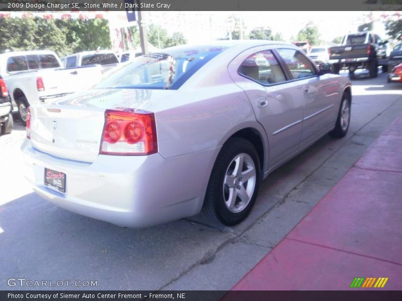 Stone White / Dark Slate Gray 2009 Dodge Charger SE