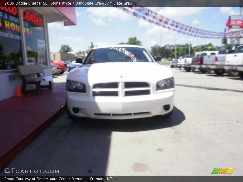 Stone White / Dark Slate Gray/Light Slate Gray 2009 Dodge Charger SE