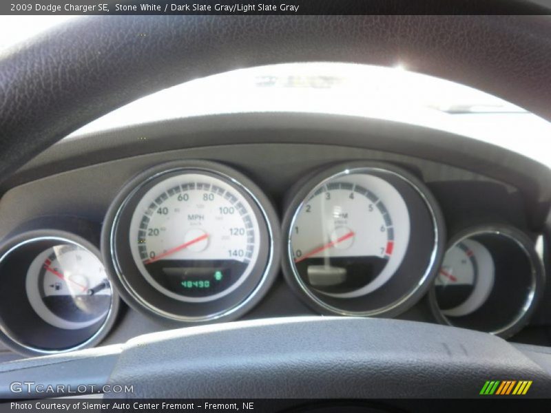 Stone White / Dark Slate Gray/Light Slate Gray 2009 Dodge Charger SE