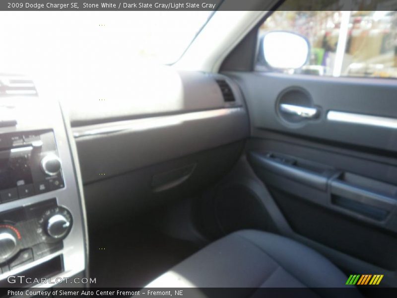 Stone White / Dark Slate Gray/Light Slate Gray 2009 Dodge Charger SE