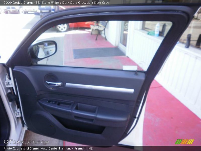 Stone White / Dark Slate Gray/Light Slate Gray 2009 Dodge Charger SE