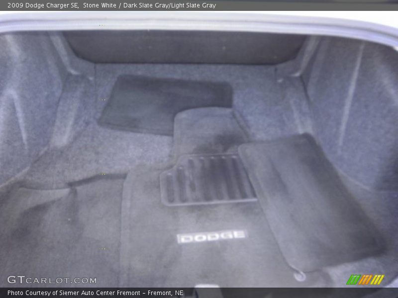 Stone White / Dark Slate Gray/Light Slate Gray 2009 Dodge Charger SE