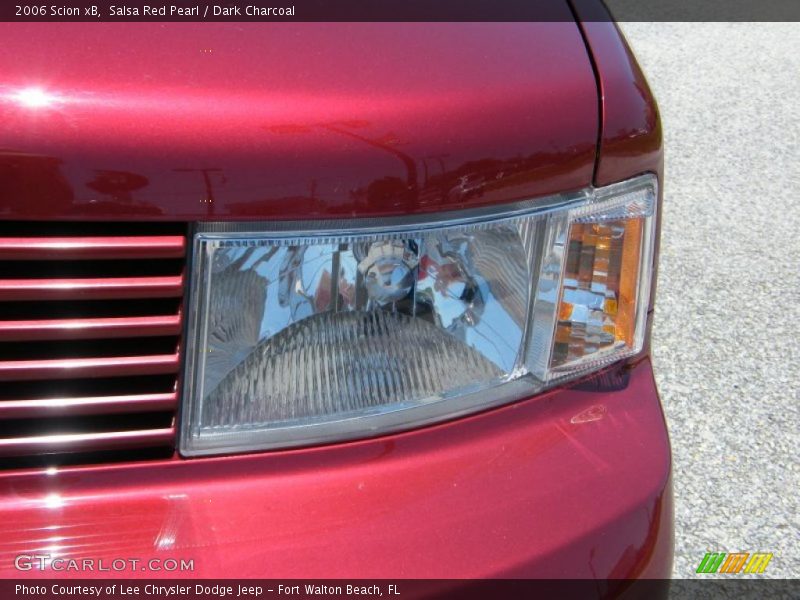 Salsa Red Pearl / Dark Charcoal 2006 Scion xB