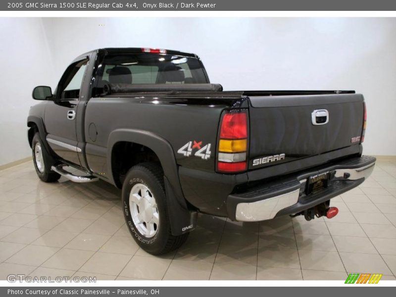 Onyx Black / Dark Pewter 2005 GMC Sierra 1500 SLE Regular Cab 4x4