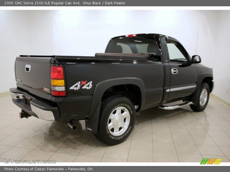 Onyx Black / Dark Pewter 2005 GMC Sierra 1500 SLE Regular Cab 4x4