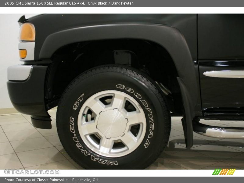 Onyx Black / Dark Pewter 2005 GMC Sierra 1500 SLE Regular Cab 4x4