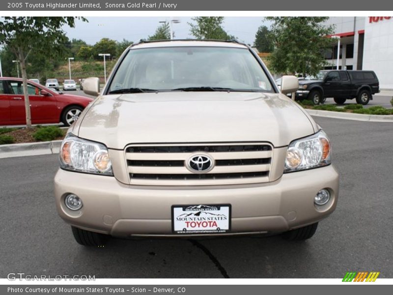 Sonora Gold Pearl / Ivory 2005 Toyota Highlander Limited
