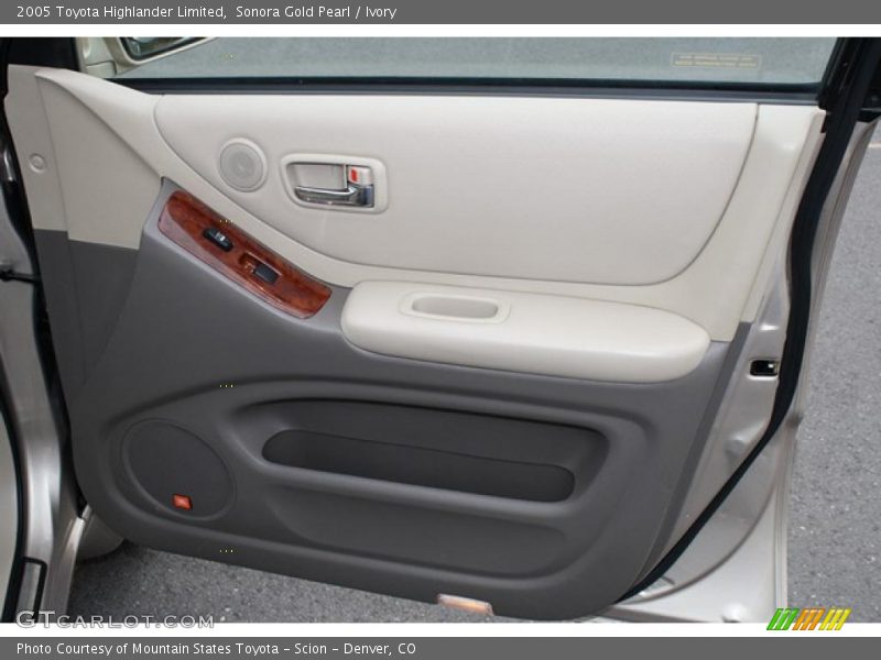 Sonora Gold Pearl / Ivory 2005 Toyota Highlander Limited
