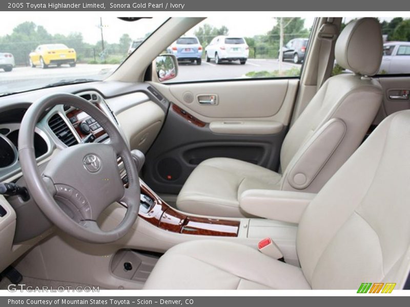 Sonora Gold Pearl / Ivory 2005 Toyota Highlander Limited