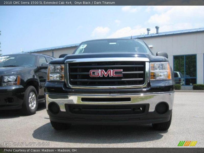 Onyx Black / Dark Titanium 2010 GMC Sierra 1500 SL Extended Cab 4x4