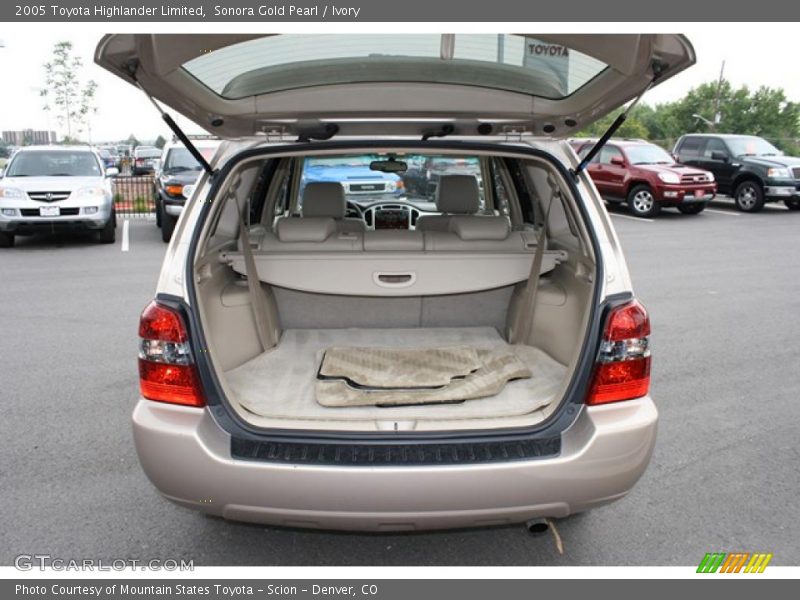 Sonora Gold Pearl / Ivory 2005 Toyota Highlander Limited