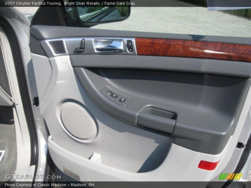 Bright Silver Metallic / Pastel Slate Gray 2007 Chrysler Pacifica Touring