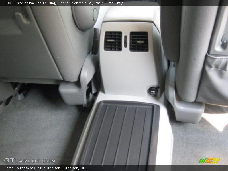 Bright Silver Metallic / Pastel Slate Gray 2007 Chrysler Pacifica Touring