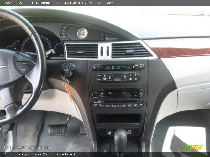 Bright Silver Metallic / Pastel Slate Gray 2007 Chrysler Pacifica Touring