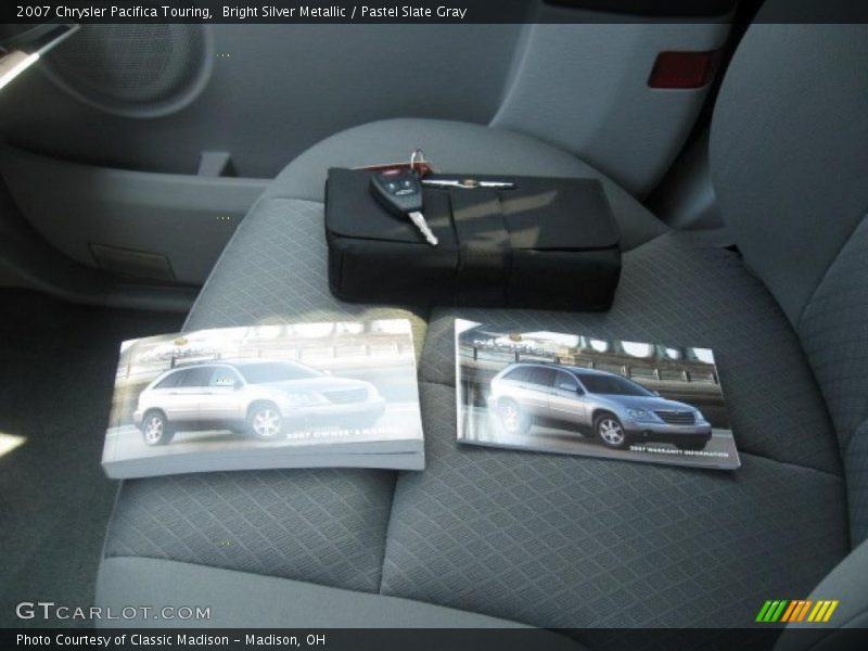 Bright Silver Metallic / Pastel Slate Gray 2007 Chrysler Pacifica Touring