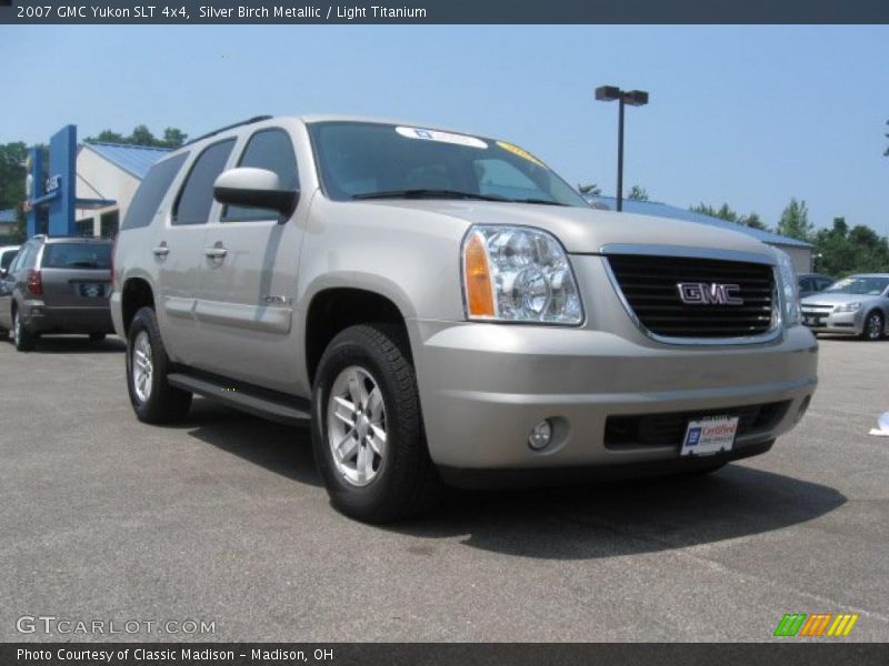 Silver Birch Metallic / Light Titanium 2007 GMC Yukon SLT 4x4