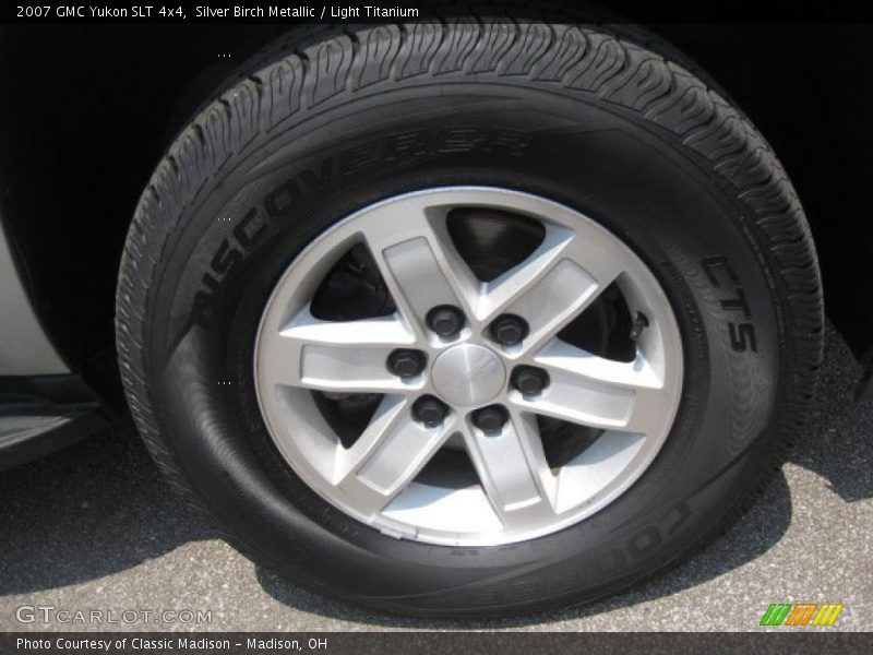 Silver Birch Metallic / Light Titanium 2007 GMC Yukon SLT 4x4