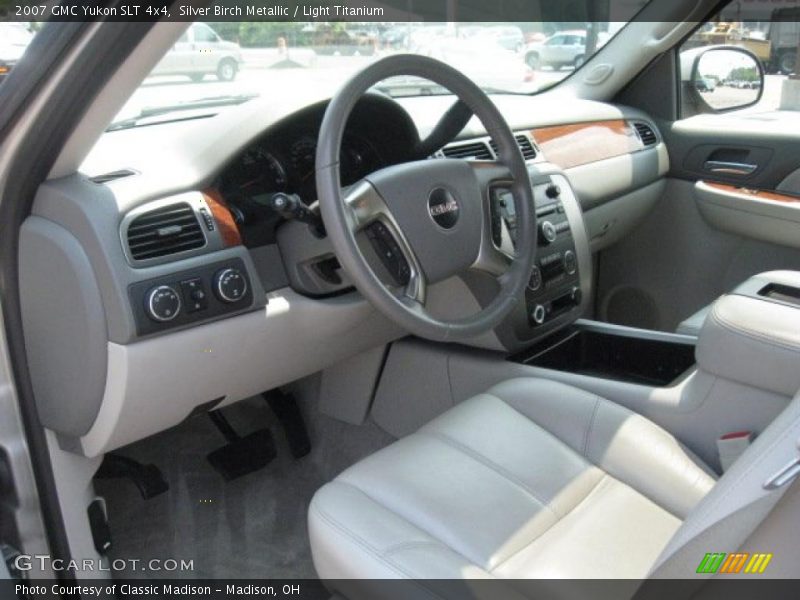 Silver Birch Metallic / Light Titanium 2007 GMC Yukon SLT 4x4