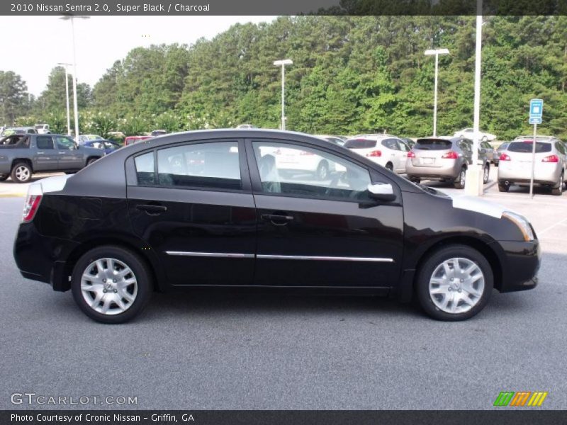 Super Black / Charcoal 2010 Nissan Sentra 2.0