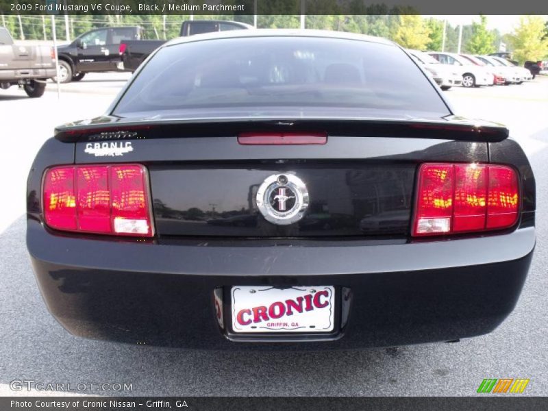 Black / Medium Parchment 2009 Ford Mustang V6 Coupe