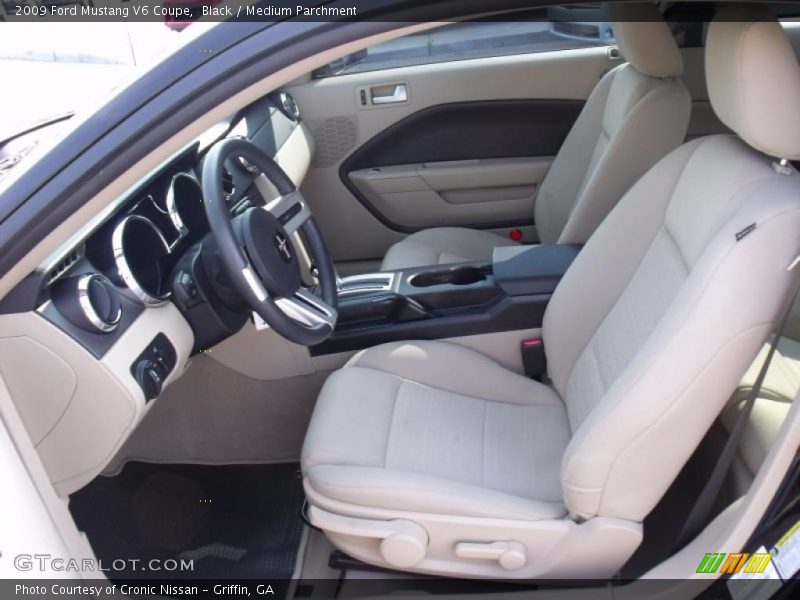 Black / Medium Parchment 2009 Ford Mustang V6 Coupe