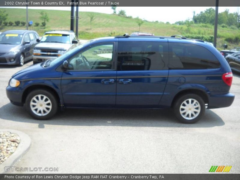 Patriot Blue Pearlcoat / Taupe 2002 Chrysler Town & Country EX