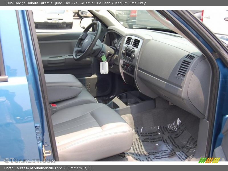 Atlantic Blue Pearl / Medium Slate Gray 2005 Dodge Dakota Laramie Quad Cab 4x4