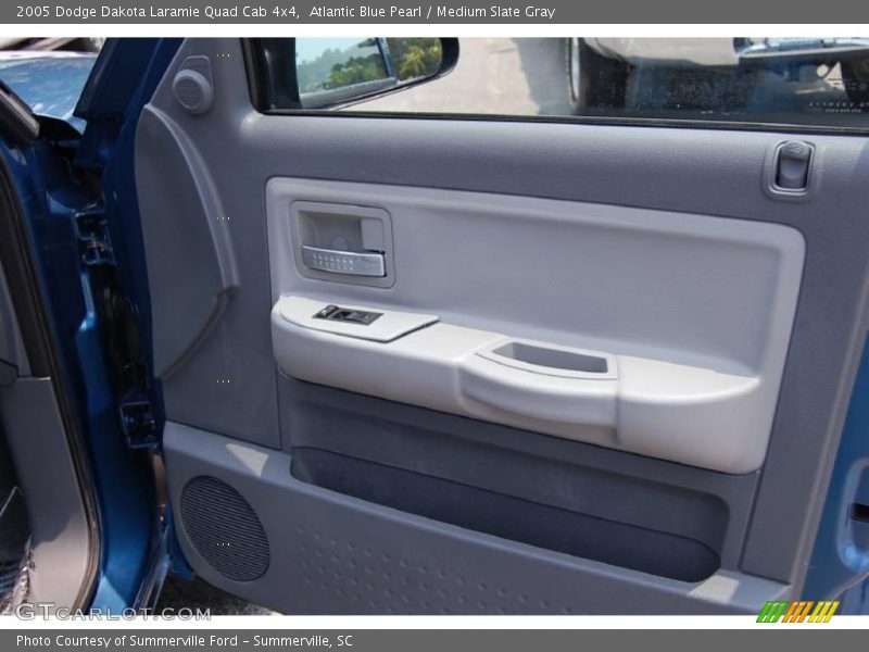 Atlantic Blue Pearl / Medium Slate Gray 2005 Dodge Dakota Laramie Quad Cab 4x4