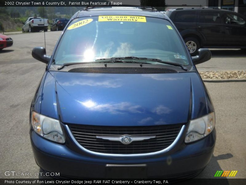 Patriot Blue Pearlcoat / Taupe 2002 Chrysler Town & Country EX