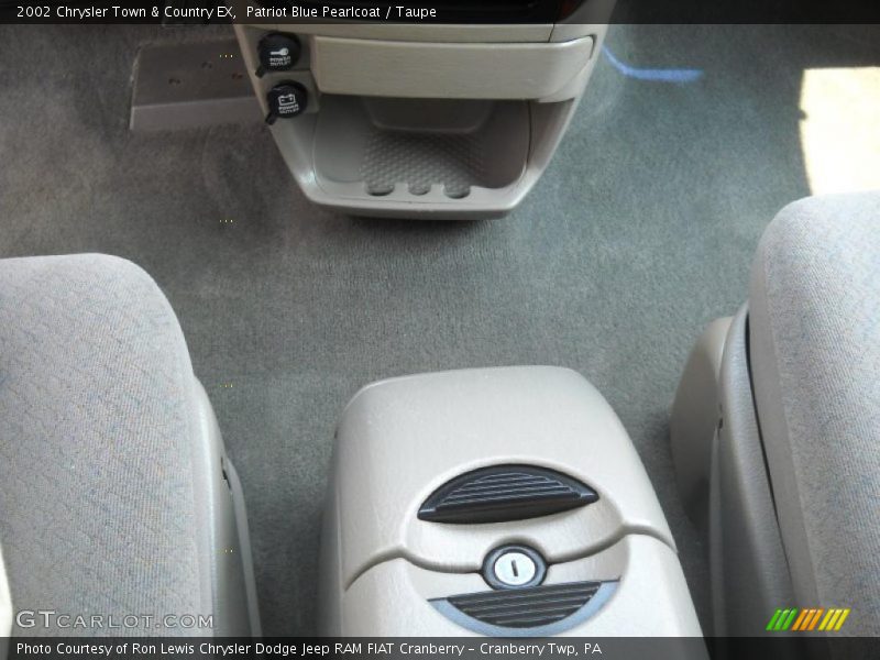Patriot Blue Pearlcoat / Taupe 2002 Chrysler Town & Country EX