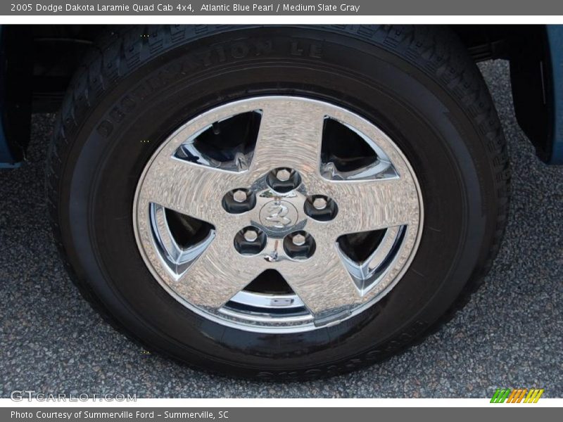 Atlantic Blue Pearl / Medium Slate Gray 2005 Dodge Dakota Laramie Quad Cab 4x4