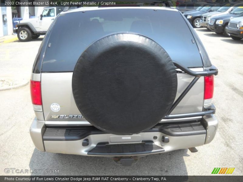 Light Pewter Metallic / Graphite 2003 Chevrolet Blazer LS 4x4