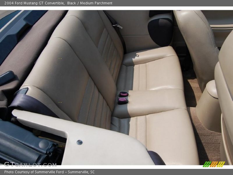 Black / Medium Parchment 2004 Ford Mustang GT Convertible