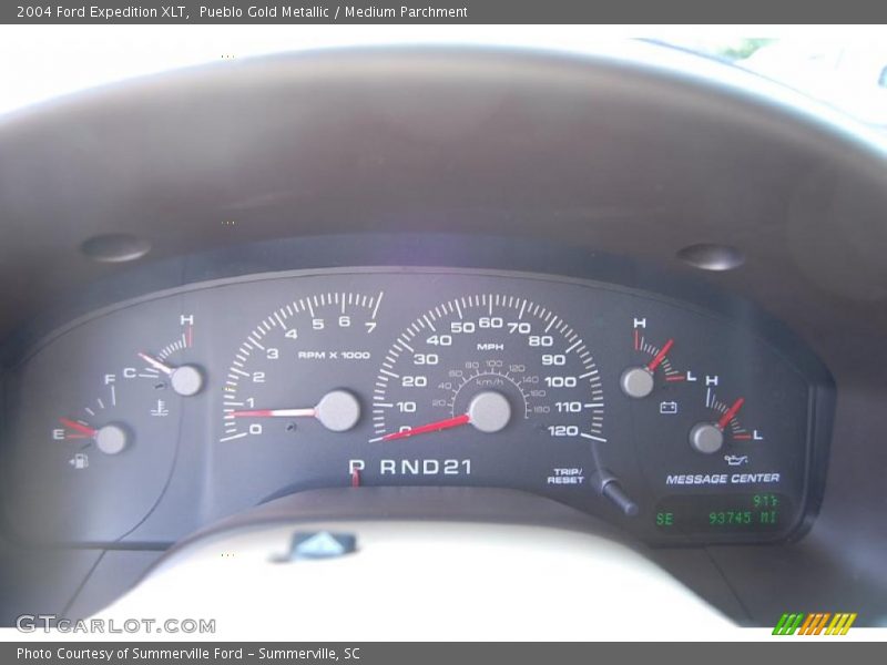 Pueblo Gold Metallic / Medium Parchment 2004 Ford Expedition XLT