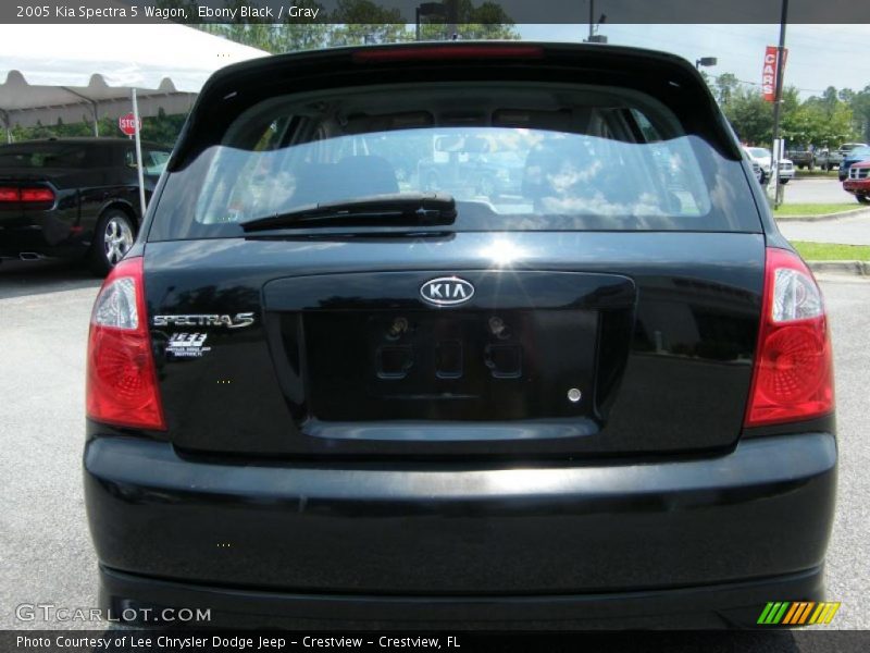 Ebony Black / Gray 2005 Kia Spectra 5 Wagon