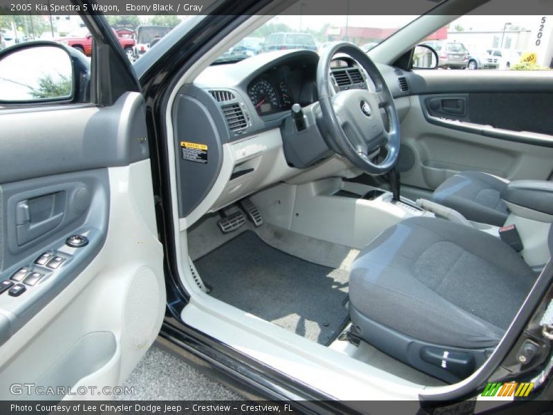 Ebony Black / Gray 2005 Kia Spectra 5 Wagon